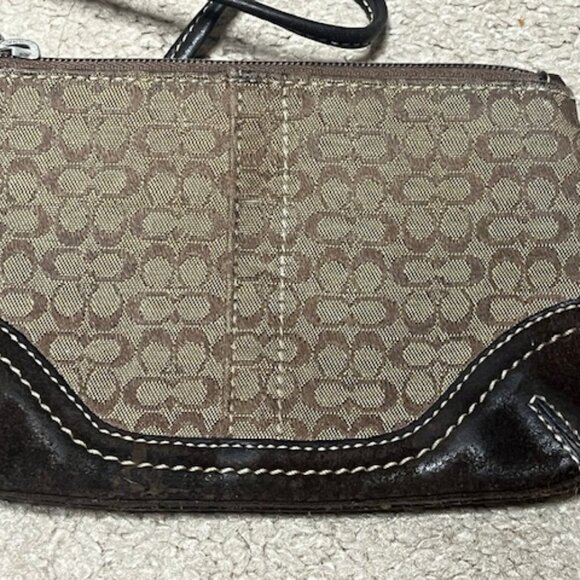 VTG Mini Coach Brown Signature Jacquard Fabric Zip Wristlet 6.25"x4" - Picture 11 of 14